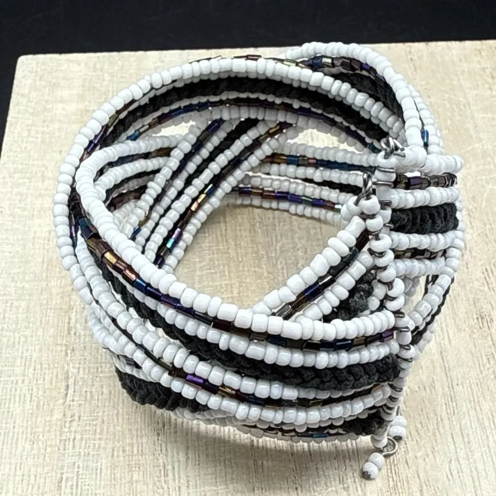 Artisan‎ Bracelet 6